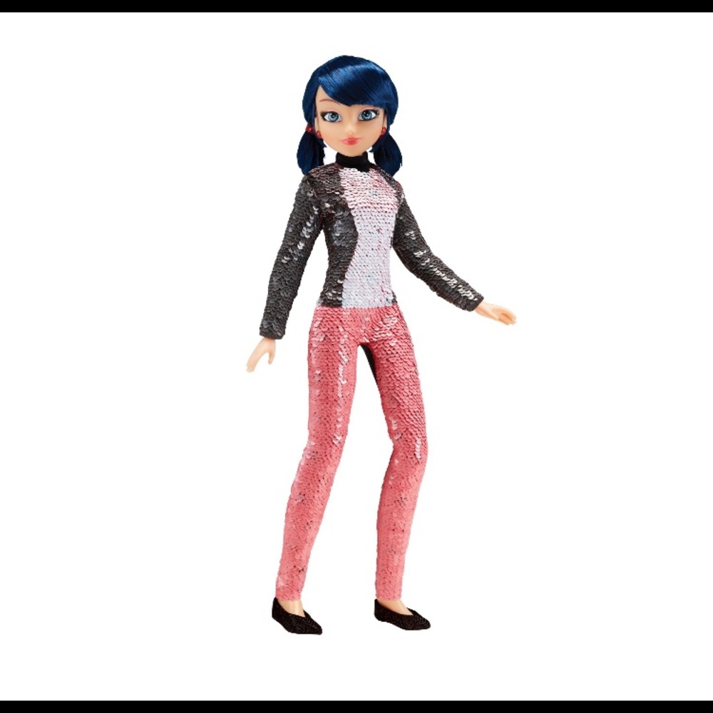 Miraculous “Fashion Flip” Marinette To Ladybug Fashion Doll ~ NEW